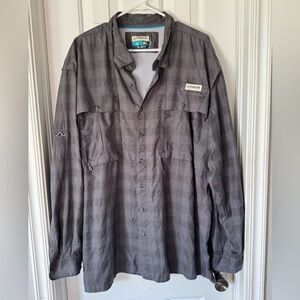 Magellan Outdoors fishing Charcoal Button-Up Shirt